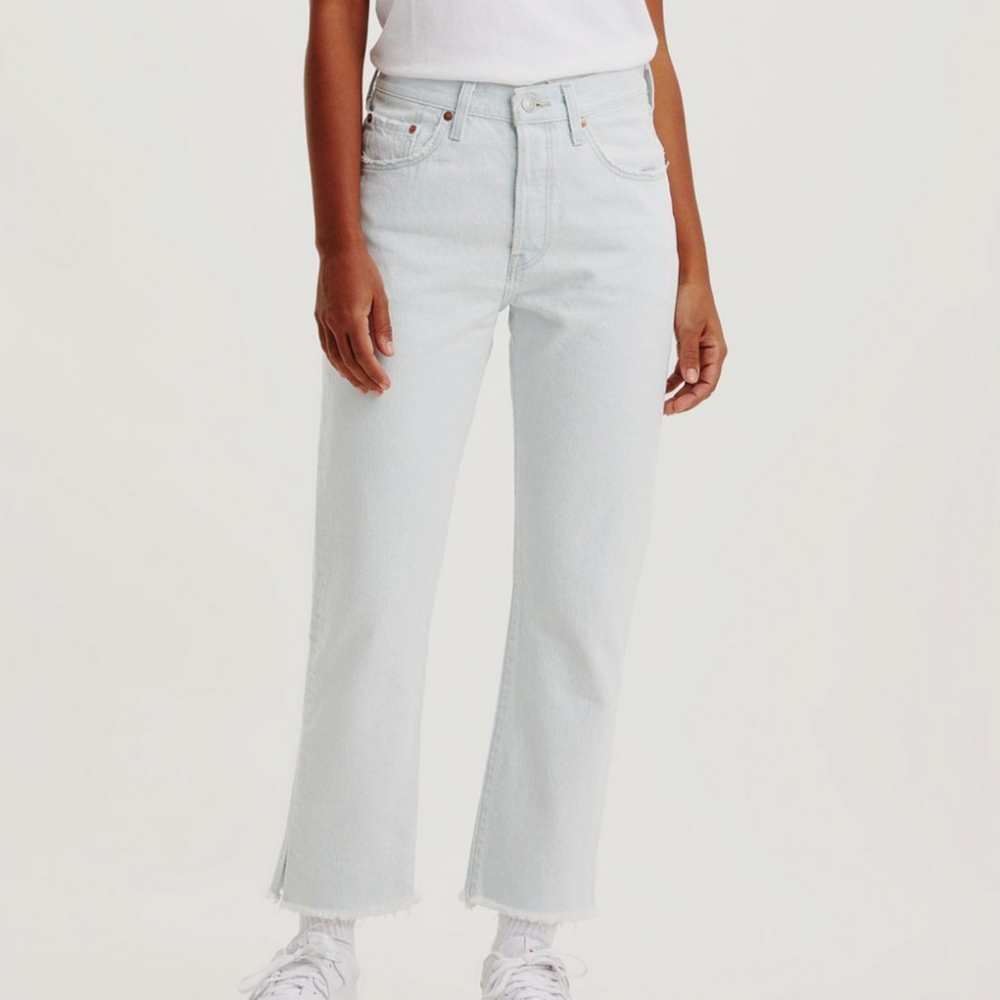 Levi's Premium 501 Original Cropped Jeans, Light Wash, Size 29